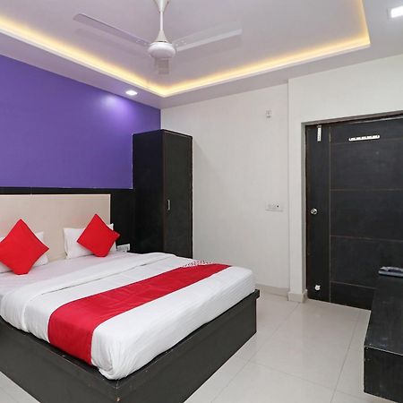 Oyo Hotel The Orient Tree Agra  Exterior photo